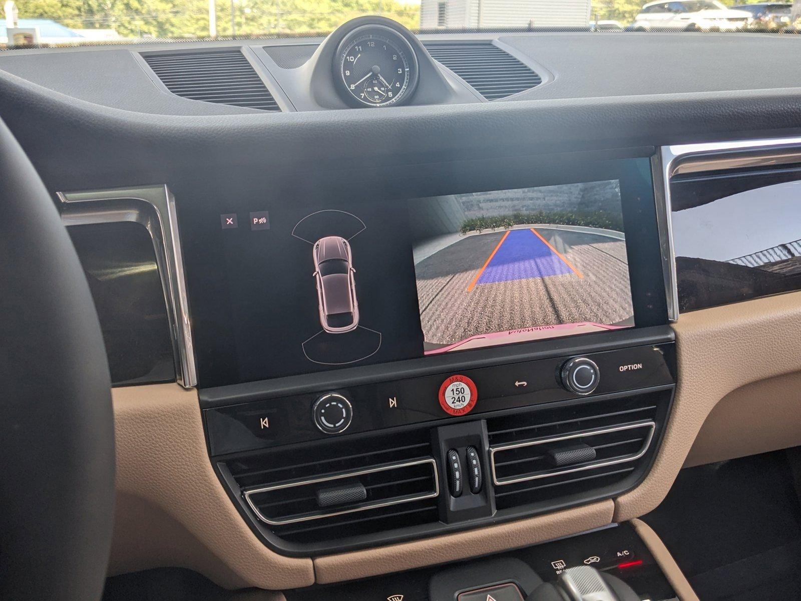 2025 Porsche Macan Vehicle Photo in Towson, MD 21204