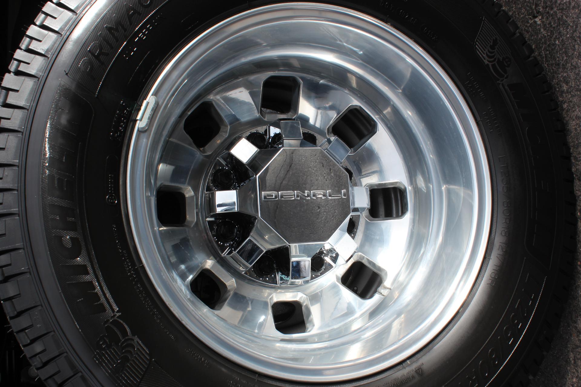 2025 GMC Sierra 3500 HD Vehicle Photo in AURORA, CO 80012-4011