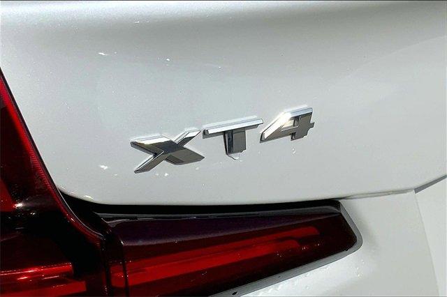 2024 Cadillac XT4 Vehicle Photo in KANSAS CITY, MO 64114-4545