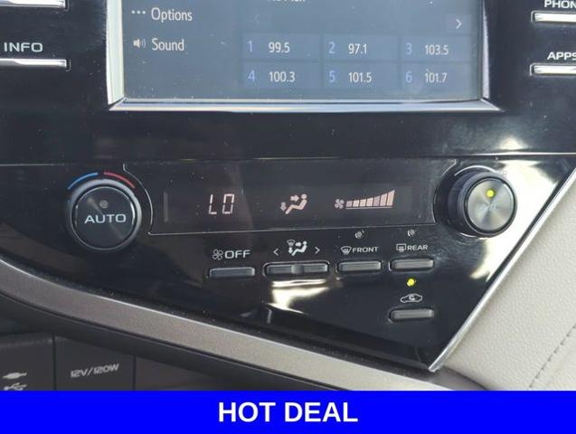 2018 Toyota Camry Vehicle Photo in Merrillville, IN 46410