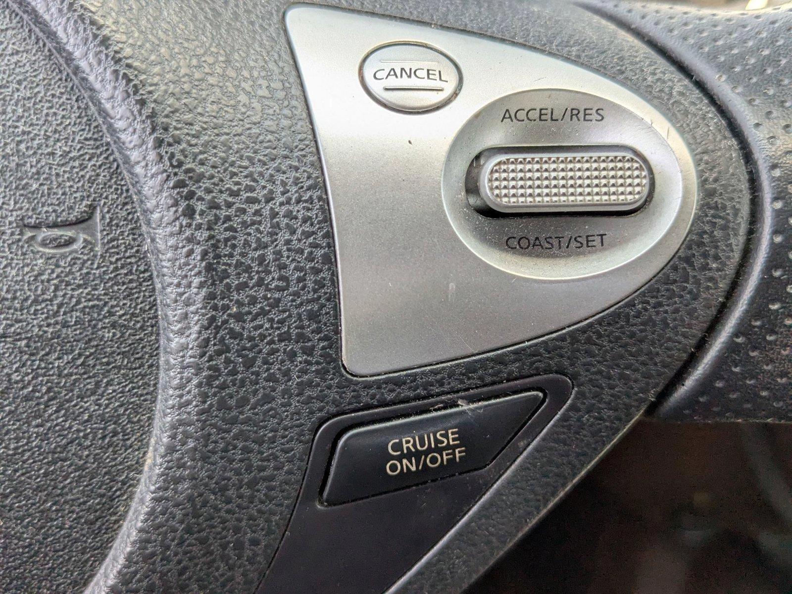 2017 Nissan JUKE Vehicle Photo in St. Petersburg, FL 33713