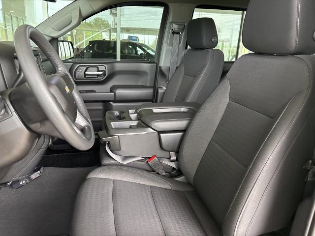2023 Chevrolet Silverado 1500 Vehicle Photo in MANHATTAN, KS 66502-5036