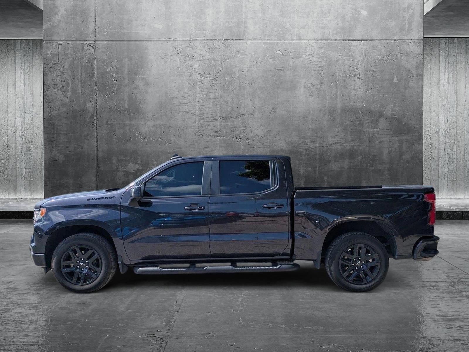 2023 Chevrolet Silverado 1500 Vehicle Photo in GREENACRES, FL 33463-3207