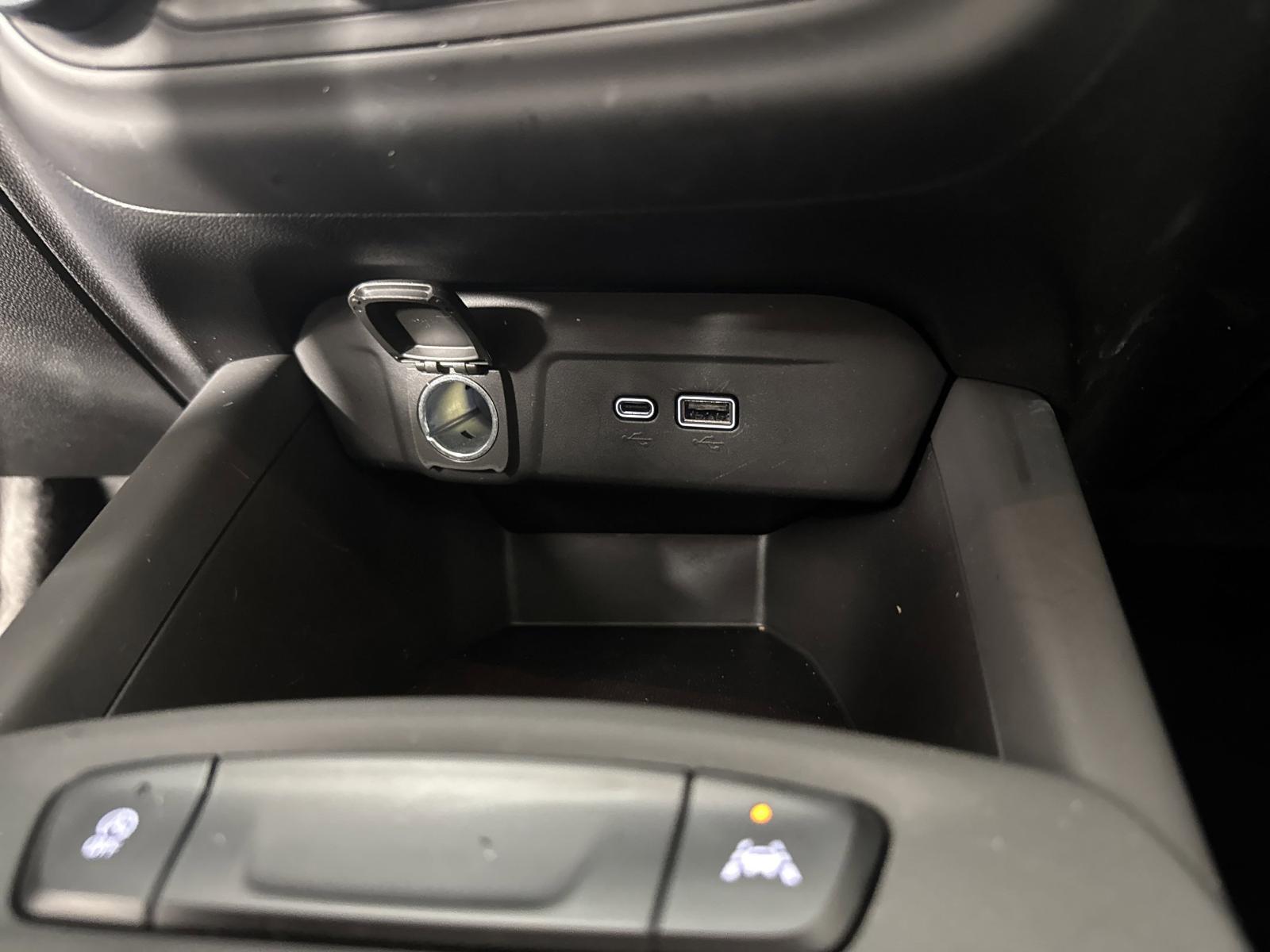 2024 Chevrolet Trax Vehicle Photo in GEORGETOWN, TX 78626-7508