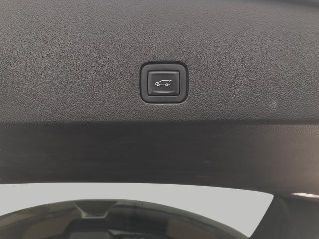 2023 Cadillac XT6 Vehicle Photo in GREEN BAY, WI 54303-3330