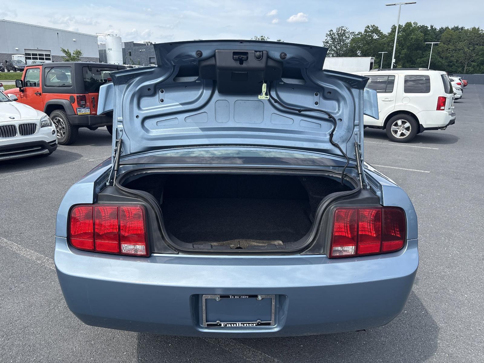 2006 Ford Mustang Vehicle Photo in Mechanicsburg, PA 17050