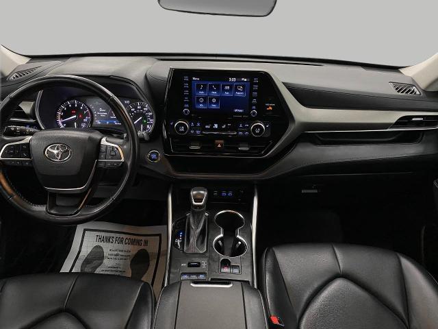 2022 Toyota Highlander Vehicle Photo in Appleton, WI 54913