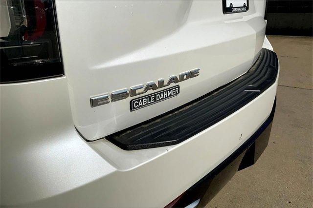 2022 Cadillac Escalade ESV Vehicle Photo in KANSAS CITY, MO 64114-4545