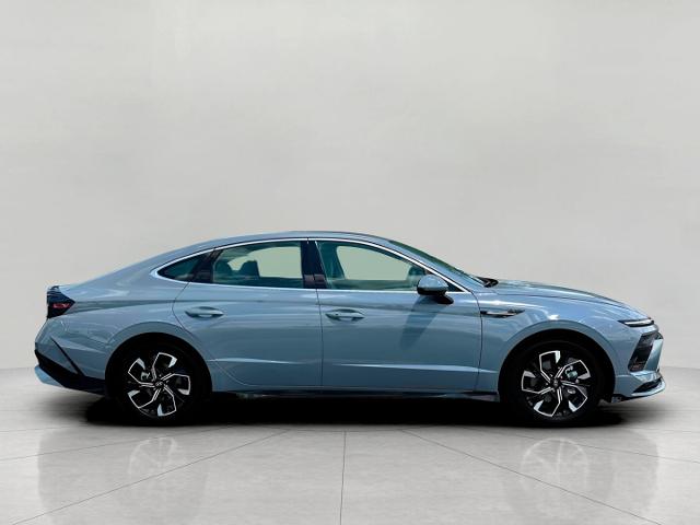 2025 Hyundai SONATA Vehicle Photo in Green Bay, WI 54304