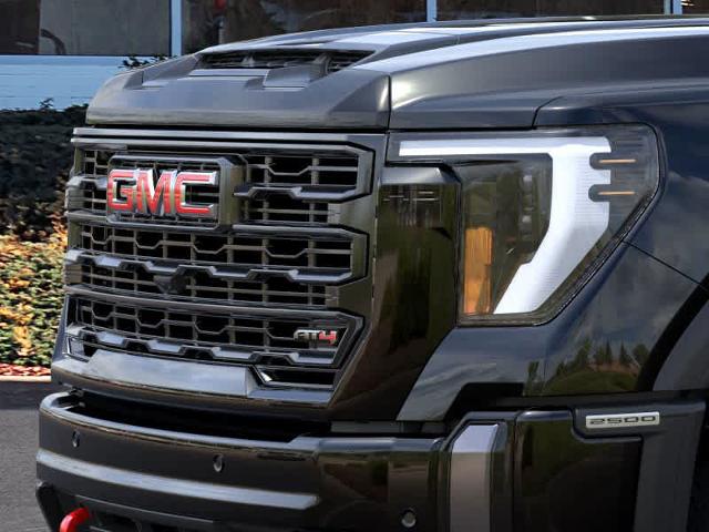 2025 GMC Sierra 2500 HD Vehicle Photo in ZELIENOPLE, PA 16063-2910