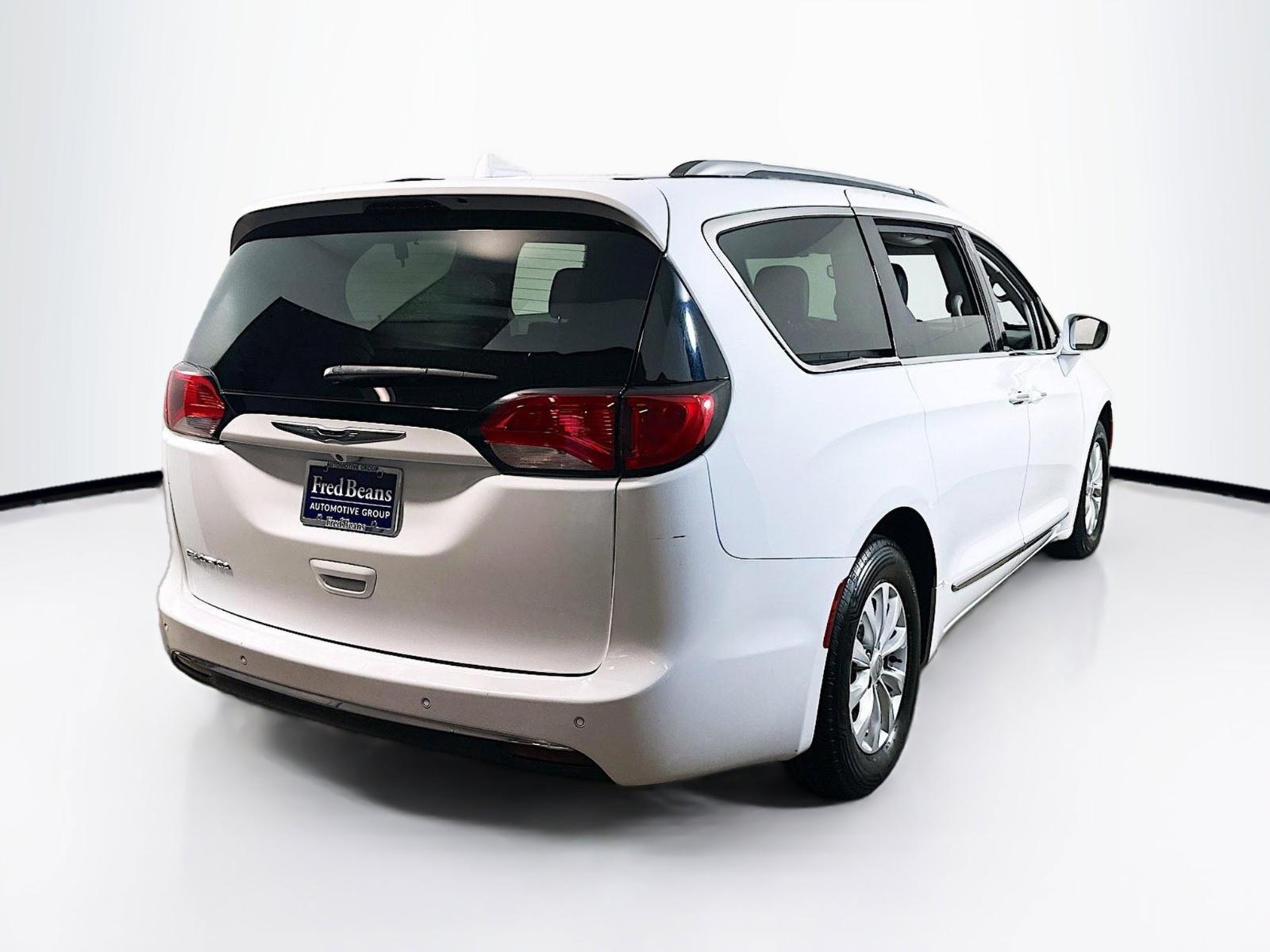 2019 Chrysler Pacifica Vehicle Photo in Langhorne, PA 19047