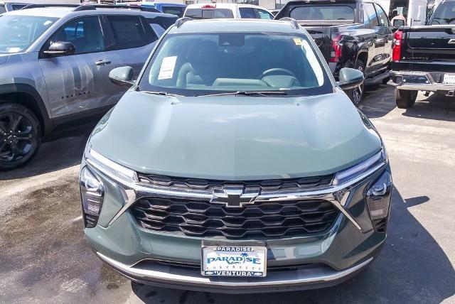 2025 Chevrolet Trax Vehicle Photo in VENTURA, CA 93003-8585