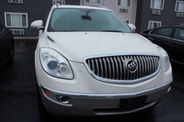 2010 Buick Enclave Vehicle Photo in Green Bay, WI 54304