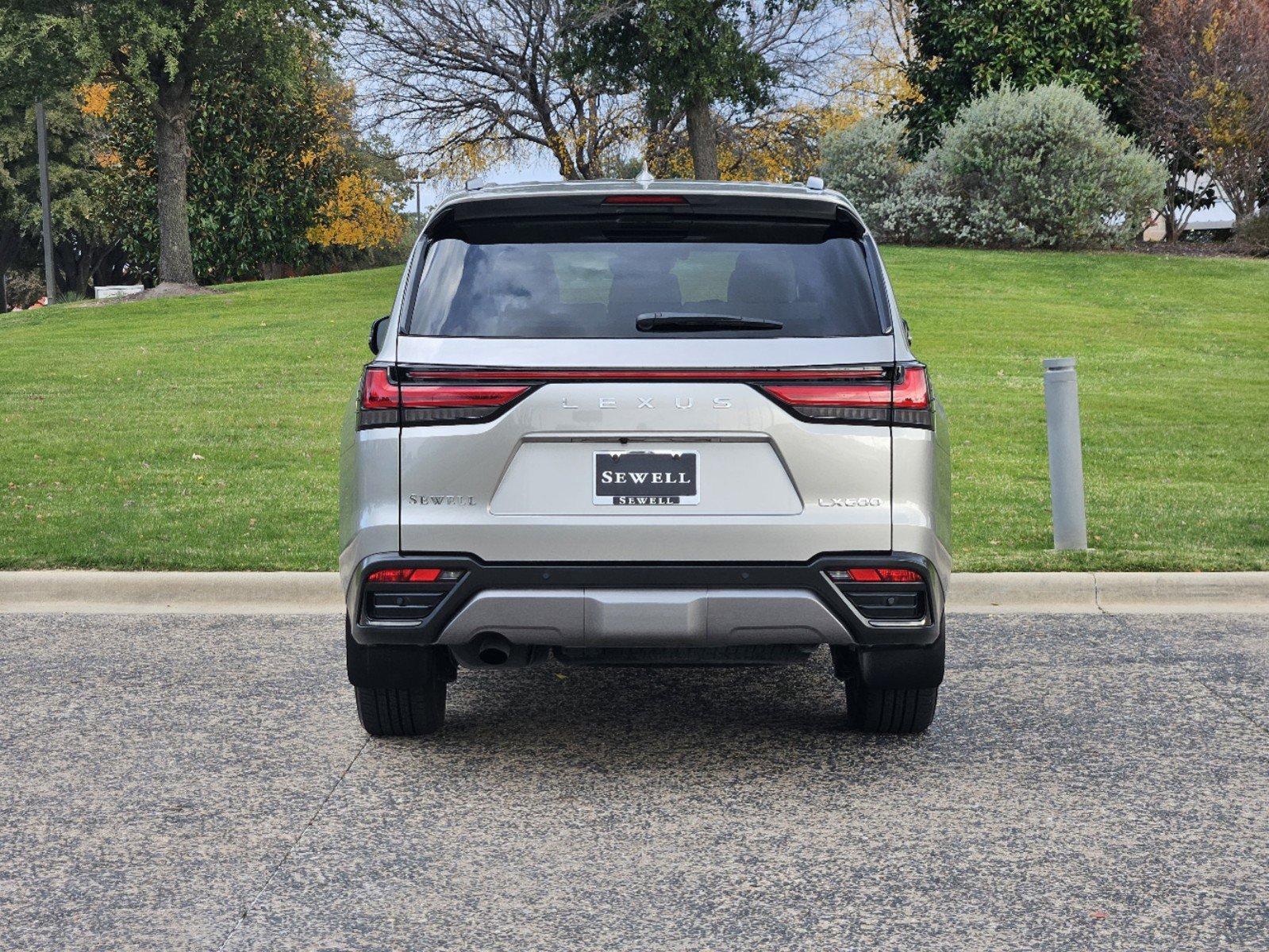 2024 Lexus LX 600 Vehicle Photo in Fort Worth, TX 76132