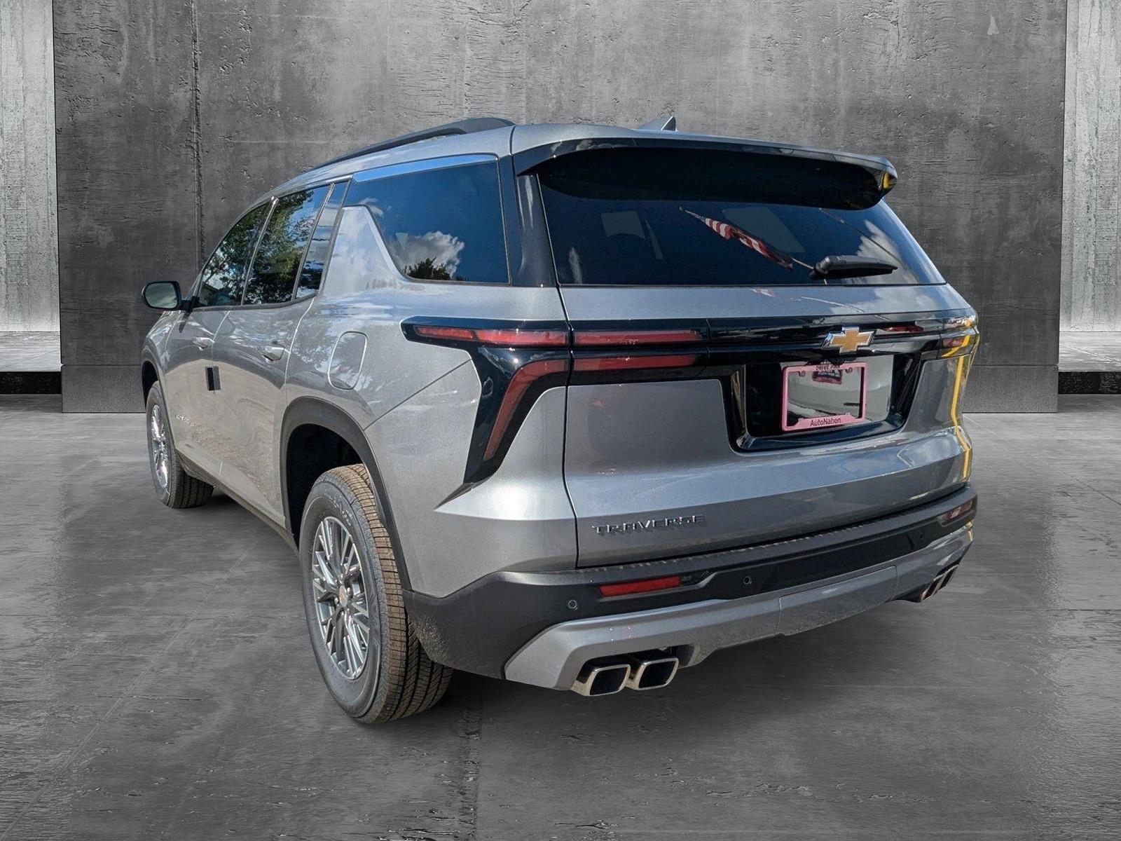 2025 Chevrolet Traverse Vehicle Photo in MIAMI, FL 33134-2699