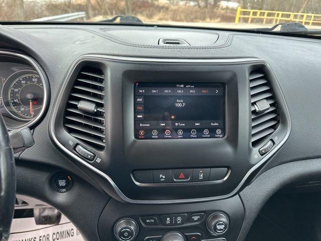 2021 Jeep Cherokee Vehicle Photo in MEDINA, OH 44256-9631