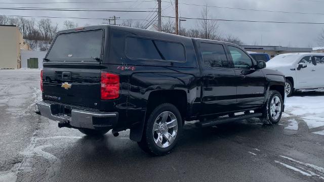 2018 Chevrolet Silverado 1500 Vehicle Photo in MOON TOWNSHIP, PA 15108-2571