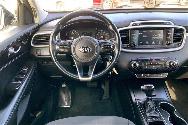 2017 Kia Sorento Vehicle Photo in KANSAS CITY, MO 64114-4502