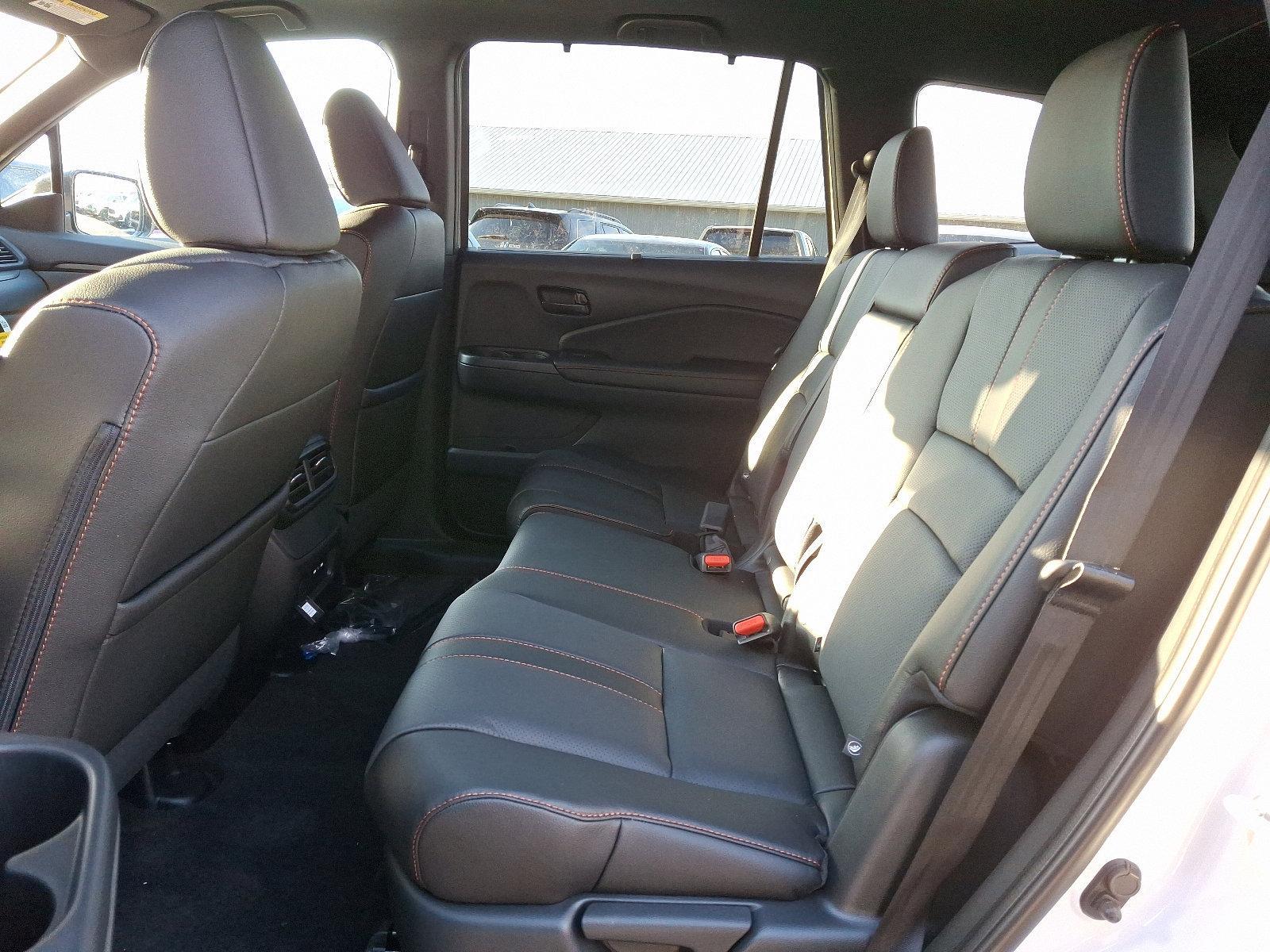 2025 Honda Passport Vehicle Photo in Harrisburg, PA 17111