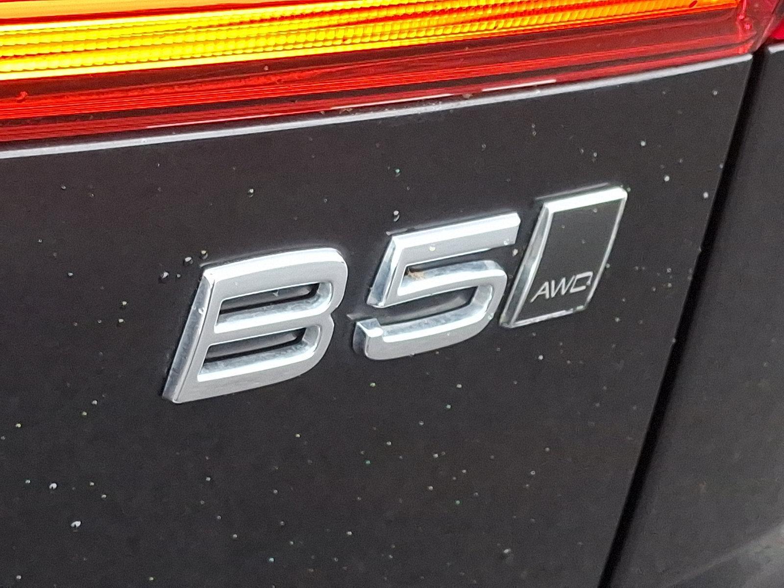 2022 Volvo XC60 Vehicle Photo in Trevose, PA 19053