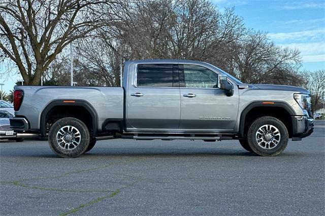 2025 GMC Sierra 2500 HD Vehicle Photo in ELK GROVE, CA 95757-8703