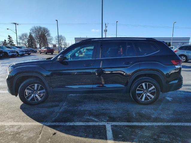 2022 Volkswagen Atlas Vehicle Photo in GREEN BAY, WI 54304-5303