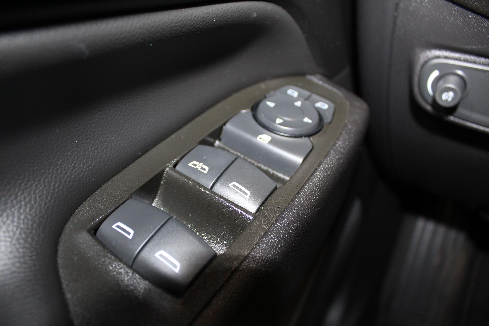 2023 Chevrolet Equinox Vehicle Photo in NORTHAMPTON, MA 01060-1120