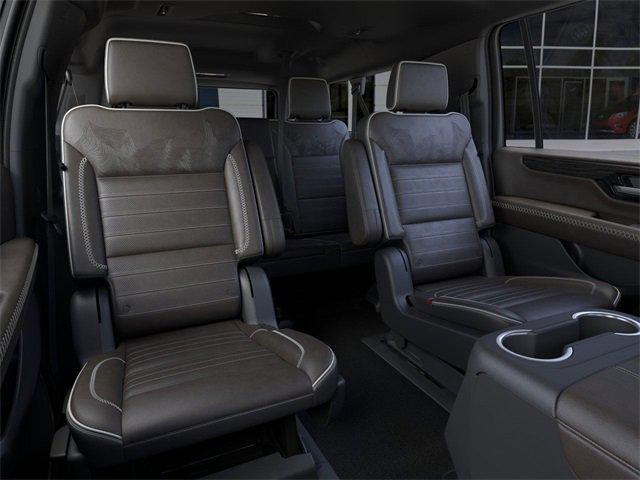 2025 GMC Yukon XL Vehicle Photo in PUYALLUP, WA 98371-4149