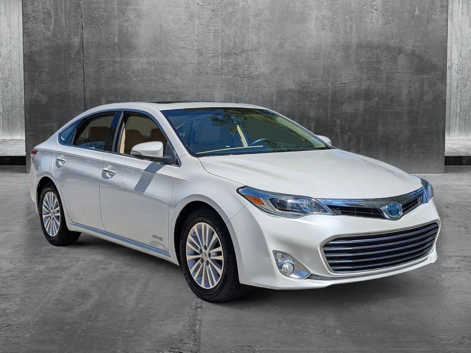 2014 Toyota Avalon Hybrid Vehicle Photo in West Palm Beach, FL 33417