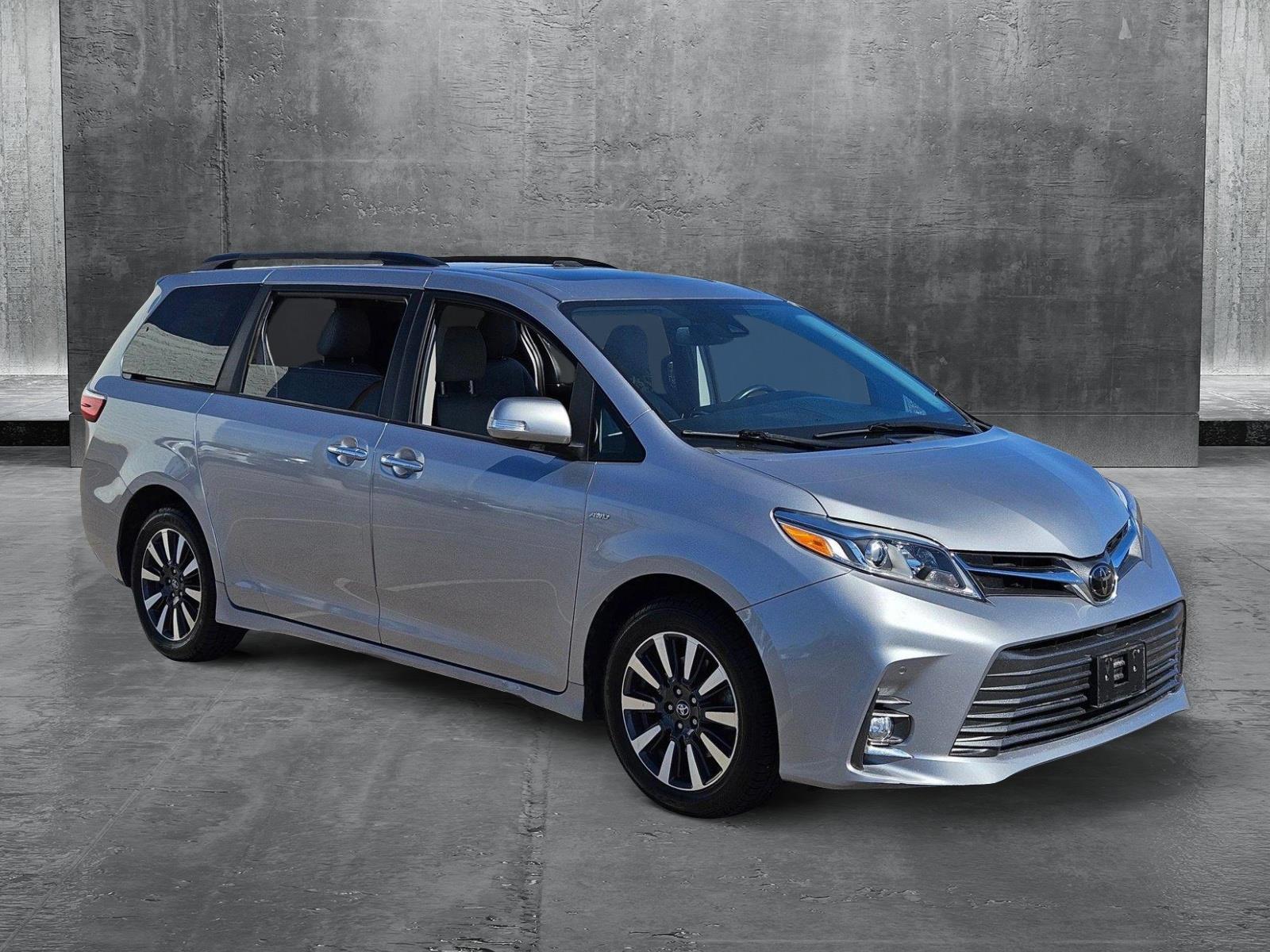 2018 Toyota Sienna Vehicle Photo in HENDERSON, NV 89014-6702