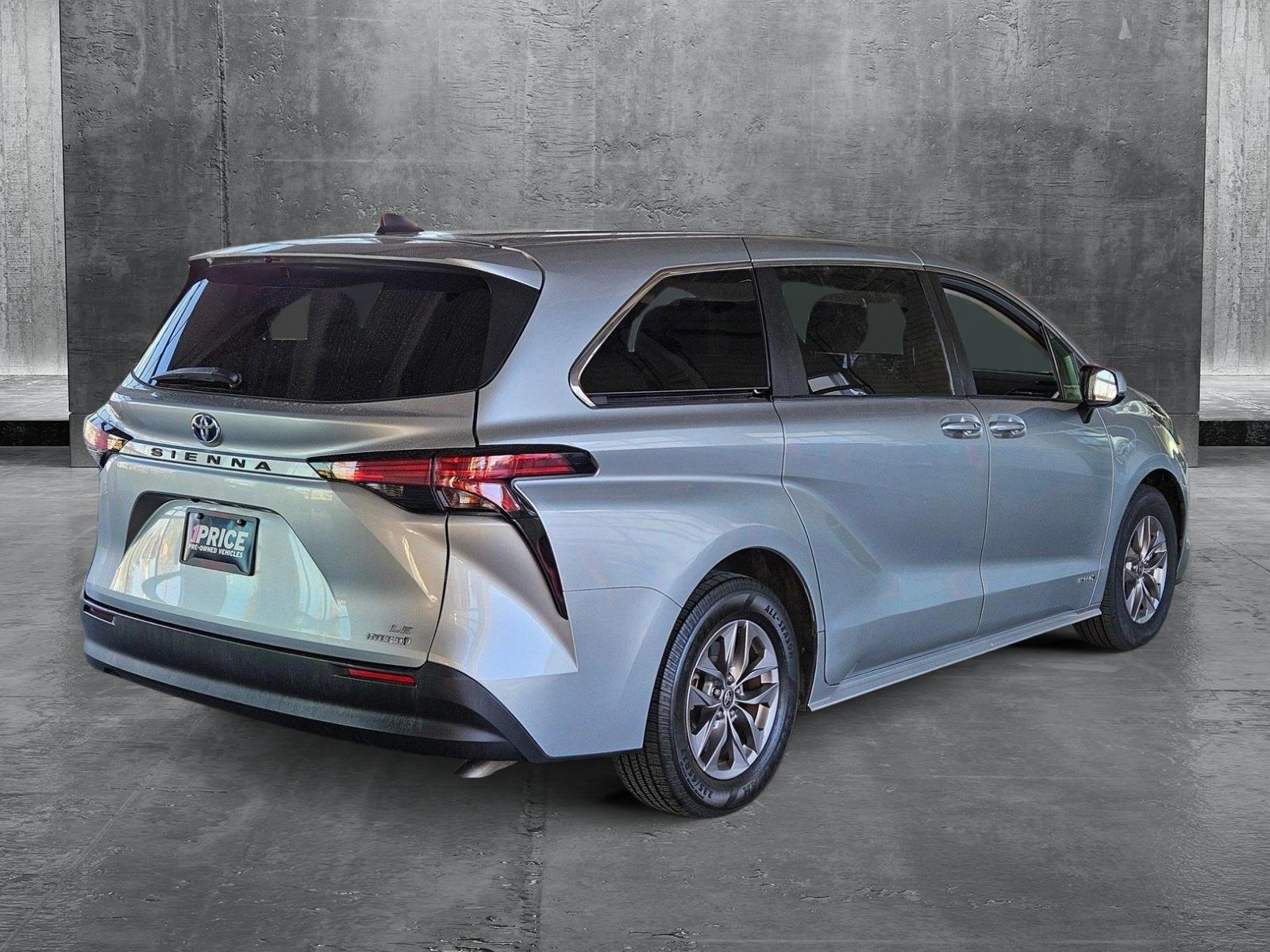 2021 Toyota Sienna Vehicle Photo in Henderson, NV 89014
