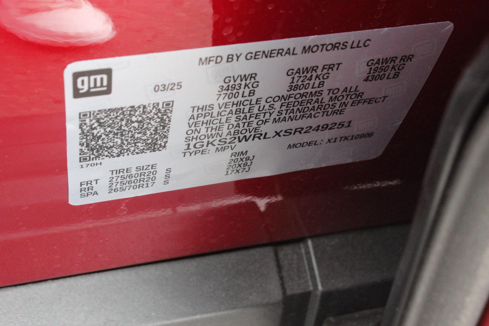 2025 GMC Yukon XL Vehicle Photo in AURORA, CO 80012-4011