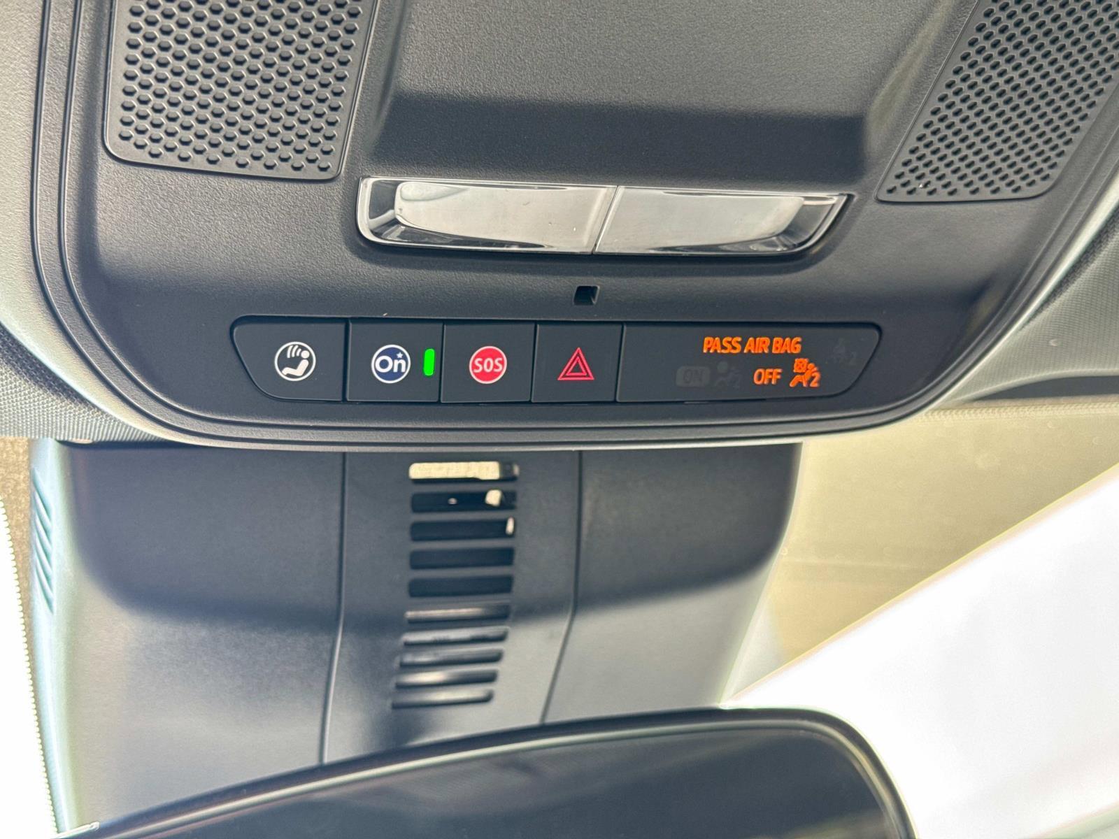2025 Chevrolet Traverse Vehicle Photo in LOS ANGELES, CA 90007-3794