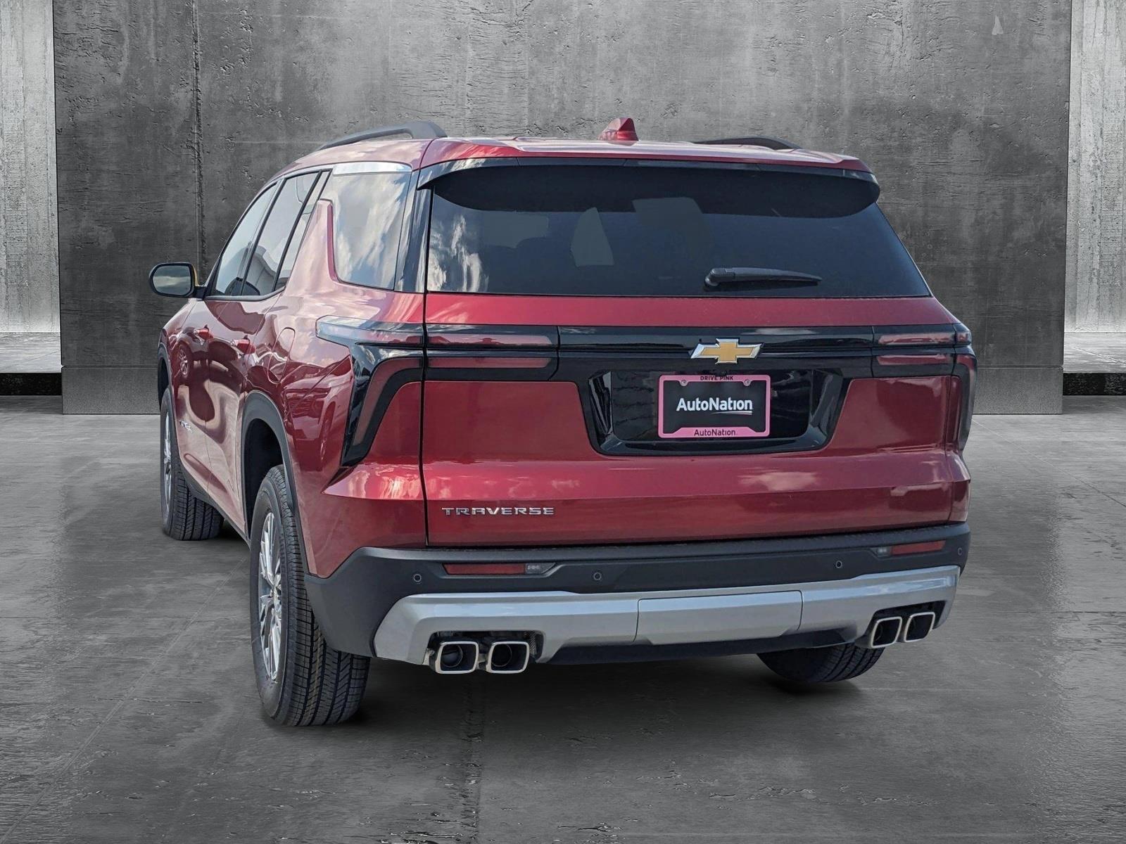2025 Chevrolet Traverse Vehicle Photo in MIAMI, FL 33172-3015
