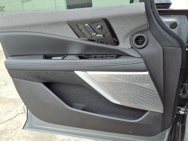 2025 Cadillac OPTIQ Vehicle Photo in Tampa, FL 33612