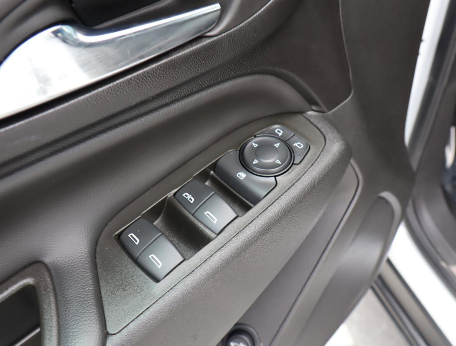 2024 Chevrolet Equinox Vehicle Photo in LOS ANGELES, CA 90007-3794
