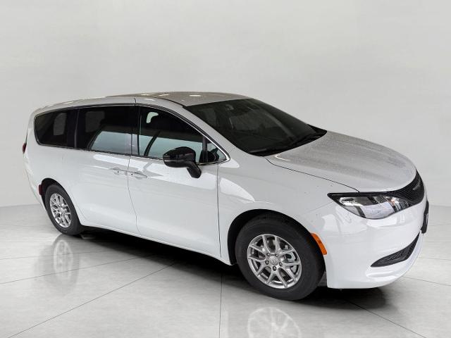 2025 Chrysler Voyager Vehicle Photo in Oshkosh, WI 54901