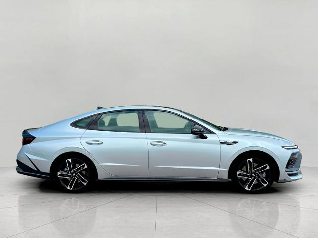 2025 Hyundai SONATA Vehicle Photo in Green Bay, WI 54304