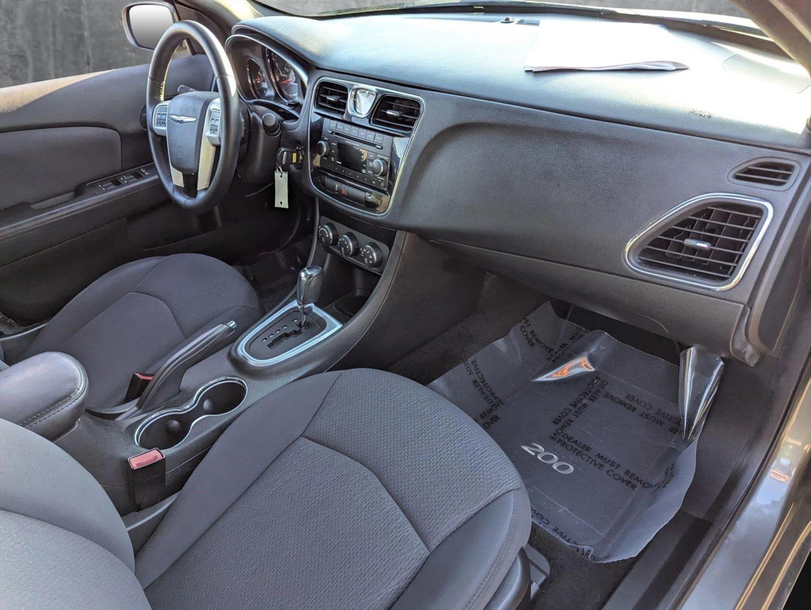 2012 Chrysler 200 Vehicle Photo in MIAMI, FL 33134-2699