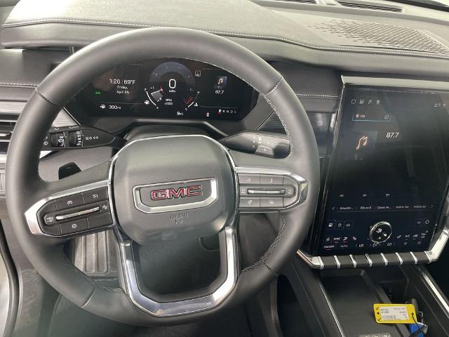 2025 GMC Acadia Vehicle Photo in GILBERT, AZ 85297-0402