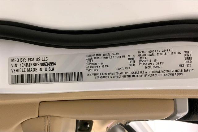 2022 Jeep Grand Cherokee L Vehicle Photo in Kansas City, MO 64114