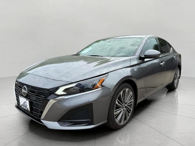 2023 Nissan Altima Vehicle Photo in Appleton, WI 54914