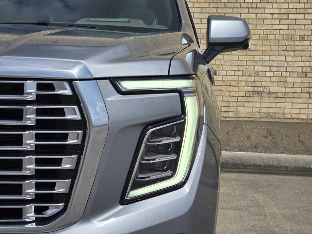 2025 GMC Yukon XL Vehicle Photo in DALLAS, TX 75209-3016