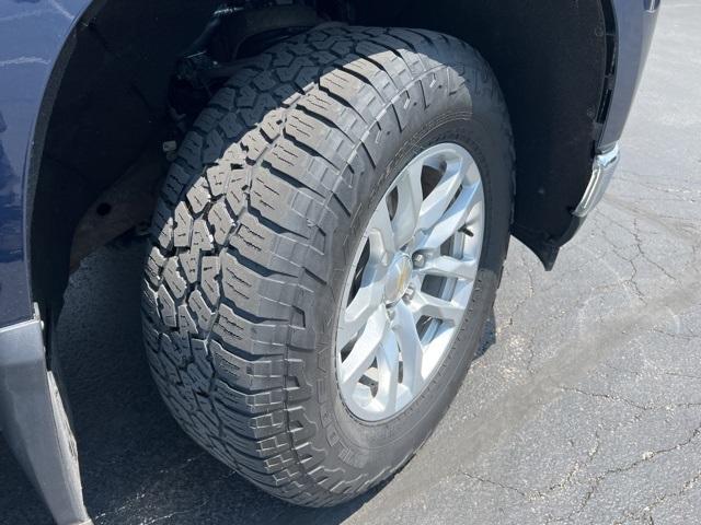 2021 Chevrolet Silverado 1500 Vehicle Photo in GREEN BAY, WI 54304-5303