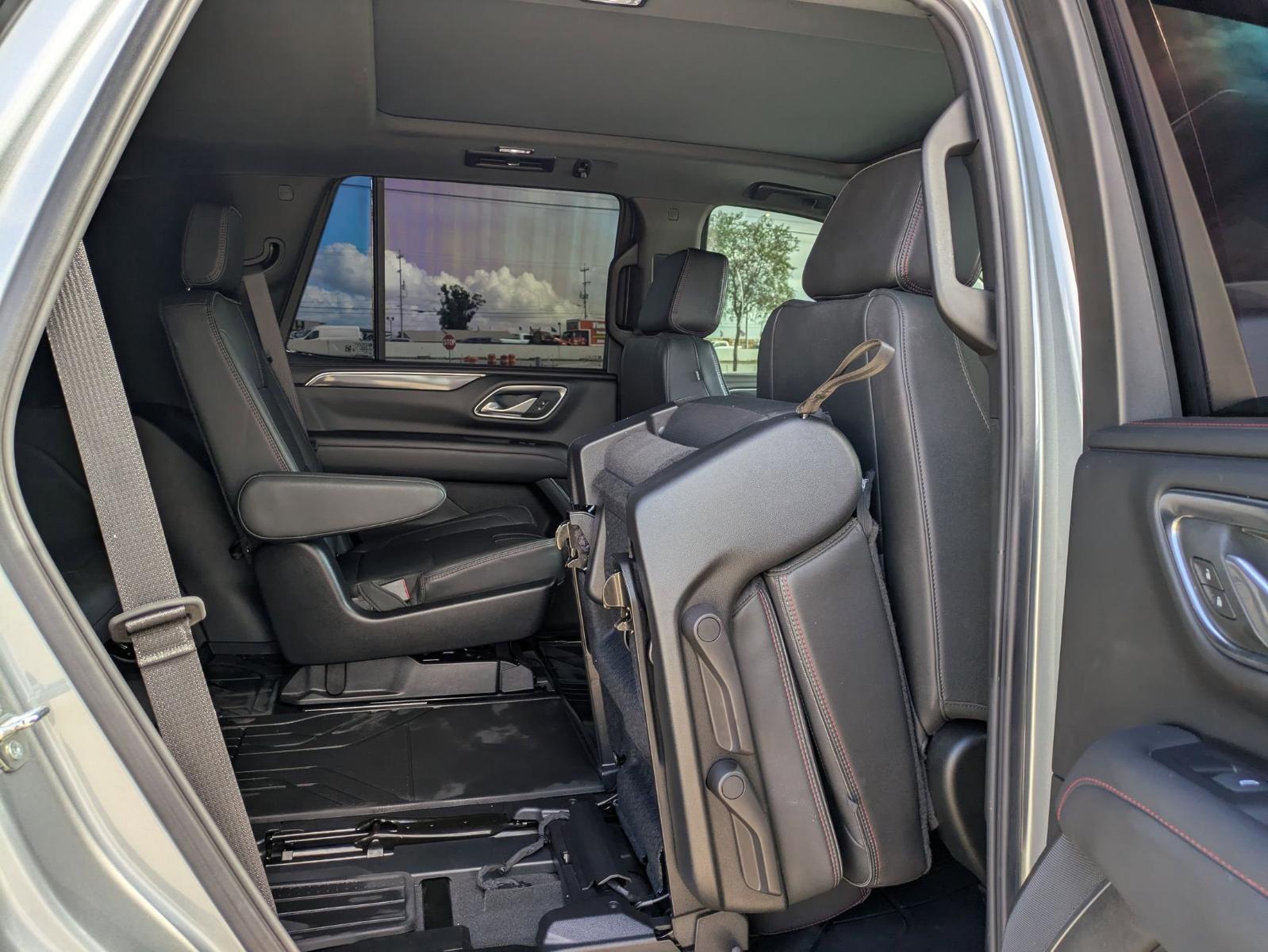 2024 Chevrolet Tahoe Vehicle Photo in SELMA, TX 78154-1460