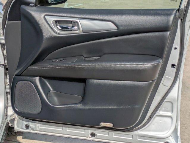 2020 Nissan Pathfinder Vehicle Photo in San Antonio, TX 78209