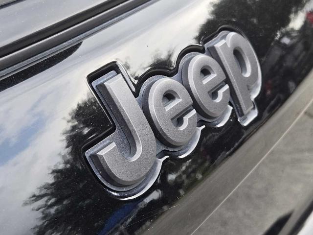 2021 Jeep Compass Vehicle Photo in DENTON, TX 76210-9321