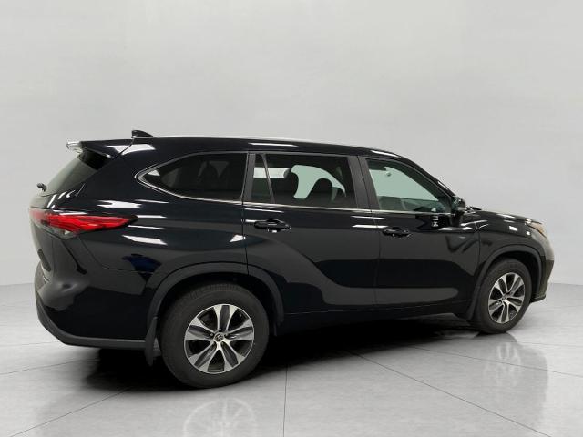 2023 Toyota Highlander Vehicle Photo in Appleton, WI 54913