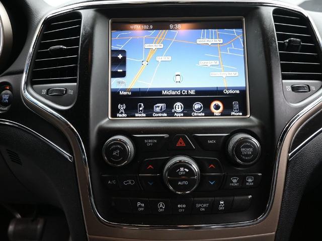 2016 Jeep Grand Cherokee Vehicle Photo in Cedar Rapids, IA 52402