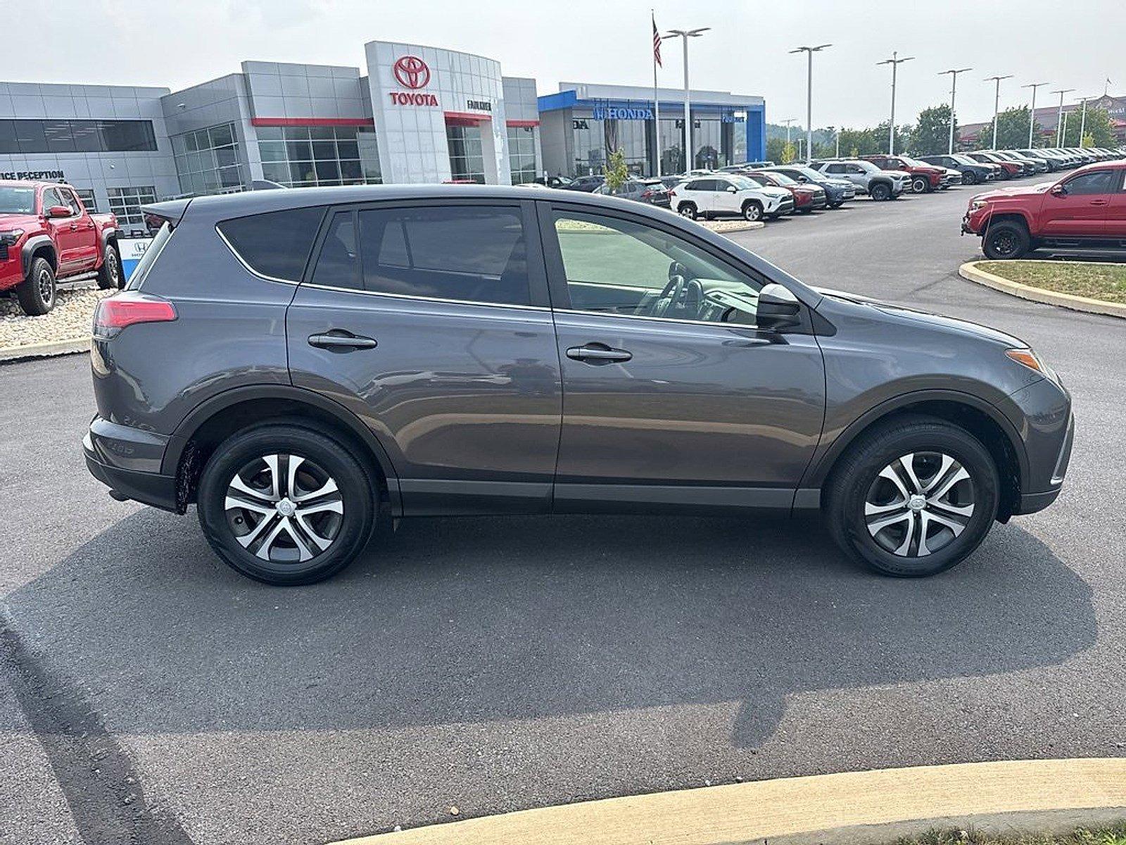 2018 Toyota RAV4 Vehicle Photo in Harrisburg, PA 17111